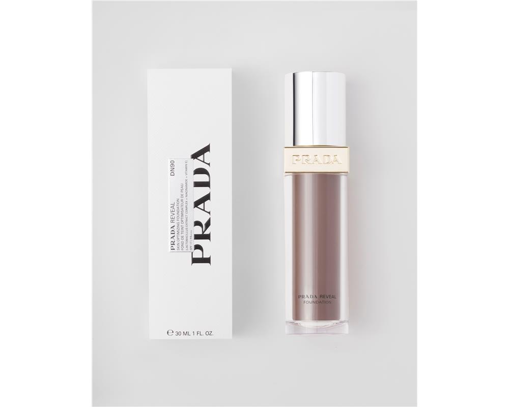 Prada Reveal Skin optimizing foundation